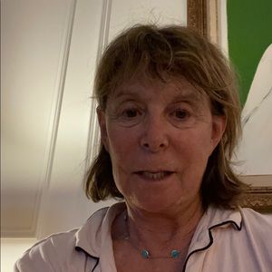 Meet your Posher, Leslie